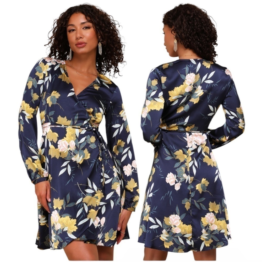 Lulus  Love is Life Navy Blue Floral Print Satin Wrap Dress Sz XS - Picture 3 of 13